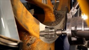 PM1000 обработка корпуса ветряной энергоустановки мобильным 5-ти осевым станком