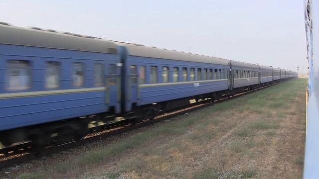 Поезд Керчь-Киев на станции Останино (Приднепровская ж\д, УЗ) смотреть онлайн