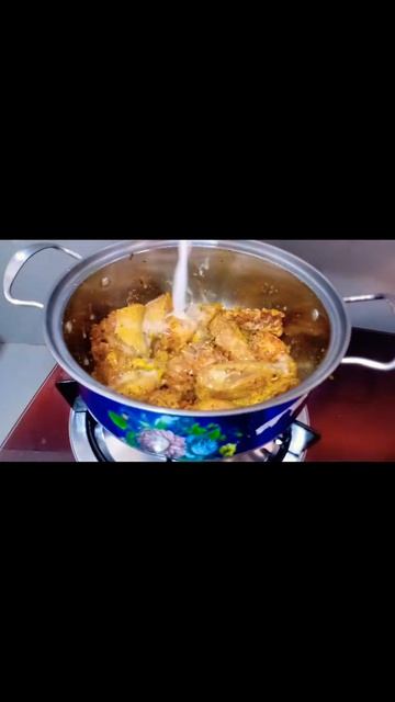 Coconut Milk With Chicken Curry 🍲#Shorts смотреть онлайн