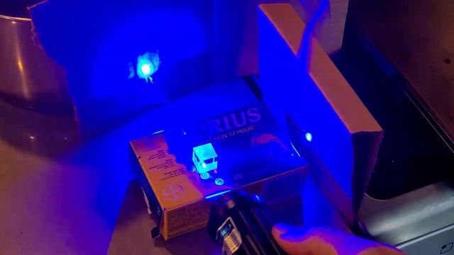 Fun With Beam Combiner Prism(5 Watt Laser) смотреть онлайн