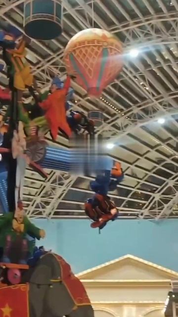 🎡В «Острове мечты» сломался один из аттракционов🎡