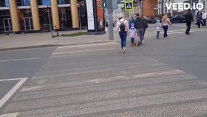 Trip to Russia in April-May 2023. Walking in Nizhny Novgorod. Gorky Street. May 9 Upcoming.