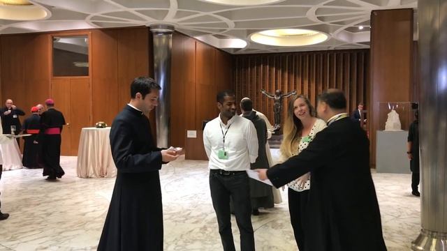 Pope Francis at a coffee break смотреть онлайн