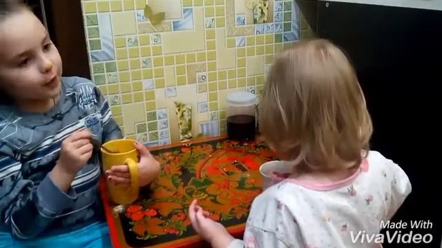 Вечерние хохотушки. Мы варим клубничный суп смотреть онлайн