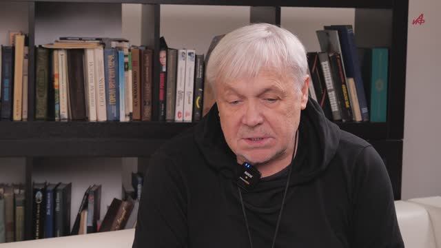 «Я бегунов не осуждаю — я их просто не уважаю». Актер Василий Мищенко высказался об уехавших