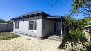 Продается Дом полной отделкой "Заходи и живи" в Каменке Симферополь. Крым. Газ, городская прописка.