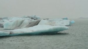 6255489-uhd_4096_2160_24fps