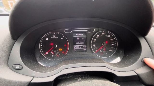 Audi Q3 Clock Settings how to set the clock in the dash and multimedia display on an Audi Q3 смотреть онлайн