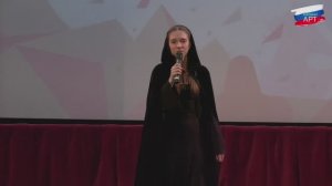 Лауреат I Степени София Залевская, "Ищите своих людей". XII Международный Фестиваль "POZИЦИЯ".