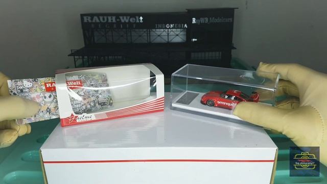 UNBOXING SERIES : PORSCHE 911 (993) CARRERA RWB MEDUSA BY FUEL ME 1:64 SCALE смотреть онлайн