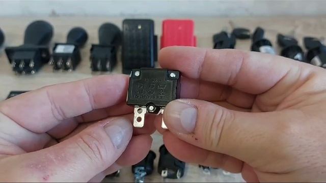 Предохранитель 15А для детского электромобиля