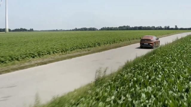 2022 VW ID.5 GTX! (Highlights) Beautiful looking all electric SUV! volkswagen id.5, vw id5, id. gtx смотреть онлайн