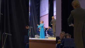 Оксана Кривова "Гляжу в озера синие" (Л.Шаферан, Л. Афанасьев, из К/ф "Тени исчезают в полночь")