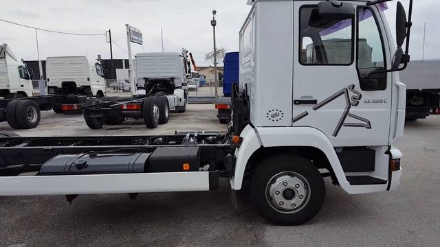 Man 8220 L2000 смотреть онлайн