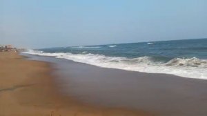 На пляже Бенгальского залива индий.океана г.Ченай. Марина Коесник. Мир Универсологии