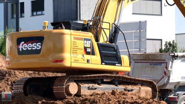 👷 Caterpillar 336 Next Gen & Sattelkipper, Aushub MEDICPLAZA, Waiblingen, 2022. #3 смотреть онлайн