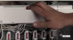 REHAU NEA SMART 2.0: Resetting Base Station to Factory Settings