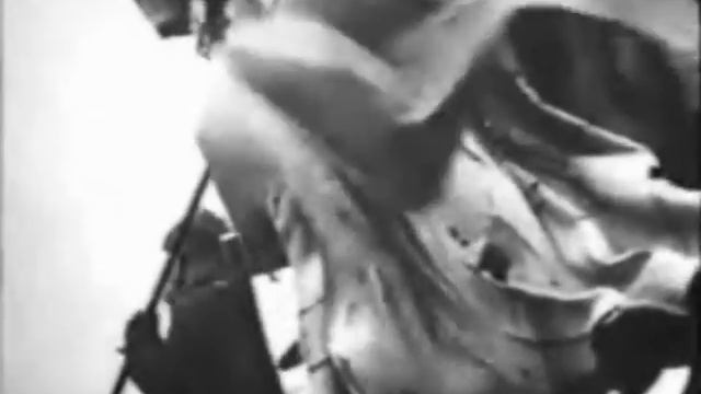 Видео посвящается Великой Октябрьской социалистической революции.