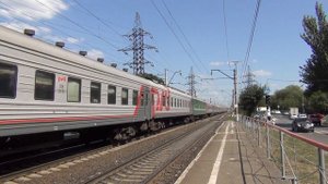 Электровоз ЭП1М-459 с поездом №432 Киров/Нижний Новгород — Адлер