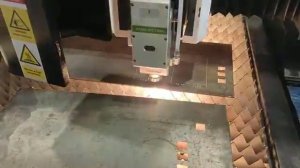 Комбинированный станок лазерной резки металла