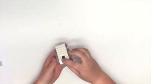 Basic 1 - Insert batteries in the smarthub - new