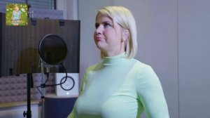 Beatrice Egli warming up before recording session