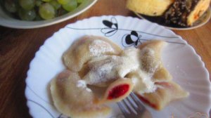 Вареники с вишней и манкой