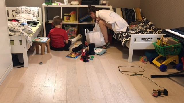 НАДОЕЛО ТАК ЖИТЬ! / ТОТАЛЬНОЕ РАСХЛАМЛЕНИЕ ВЕЩЕЙ / НА ПУТИ К МИНИМАЛИЗМУ И ZERO WASTE/ УБОРКА ДОМА🧹 смотреть онлайн