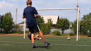 ПЕНАЛЬТИ РАЗНЫМИ МЯЧАМИ/ИГРАЕМ В ФУТБОЛ РАЗНЫМИ МЯЧАМИ