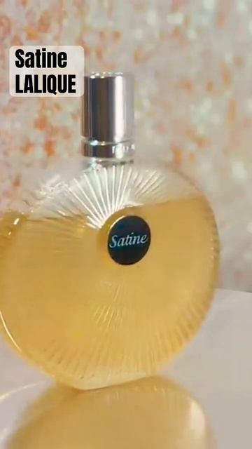 Пудровый аромат с изюминкой Lalique Satine (Лалик Сатин) #garbanza #обзорпарфюма #shorts смотреть онлайн