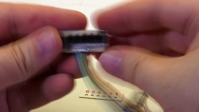 Назад в Будущее, ДеЛориан (21-26) - Плутониевый реактор и центральная консоль смотреть онлайн