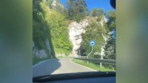 Bmw e39 535i Crazy v8 sound and a bit street drifting