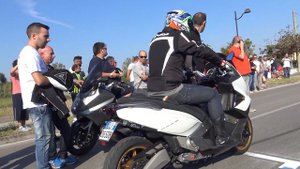 T MAX TURBO GILERA GP 800 BMW C600 SPORT HONDA 750 DRAGSCOOT 0-200 mt.