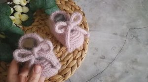 Пинетки спицами из пуха норки)