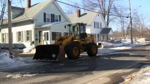 Cat 938G Moving Snow