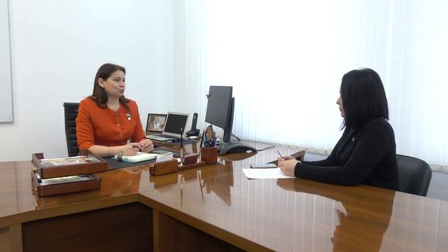 ДЕПУТАТ | Интервью с Нурией Муфтеевой смотреть онлайн