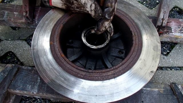 VW Käfer 1302 1303 Radlager Vorderachse wechseln смотреть онлайн