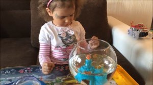 Аквариум с механической рыбкой Немо, робофиш/An aquarium with mechanical fish Nemo