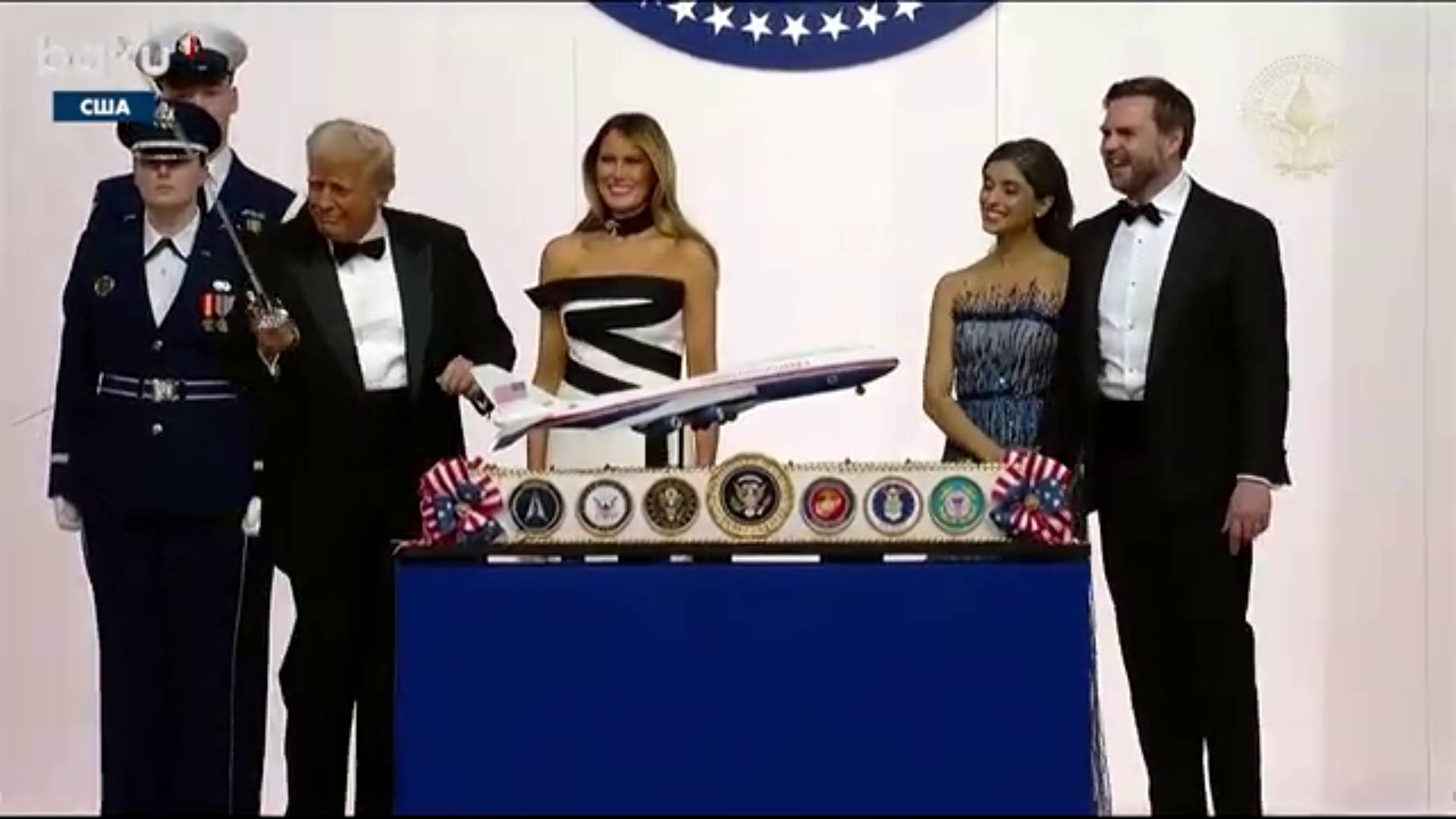 Диванная студия троллинг-сюжетов. Выпуск № 118. А ИМ ВСЁ РАВНО