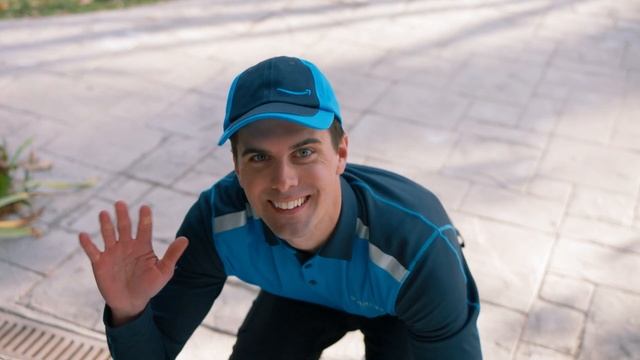 LiftMaster Smart Access - Smart Garage Door Opener with Built-in Camera смотреть онлайн