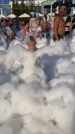 пенная вечеринка в разгаре
