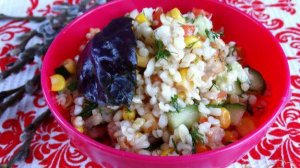 Салат Табуле с куриным филе и кукурузой