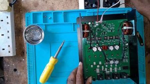 EAsun MPPT 80A Solar Charge Controller