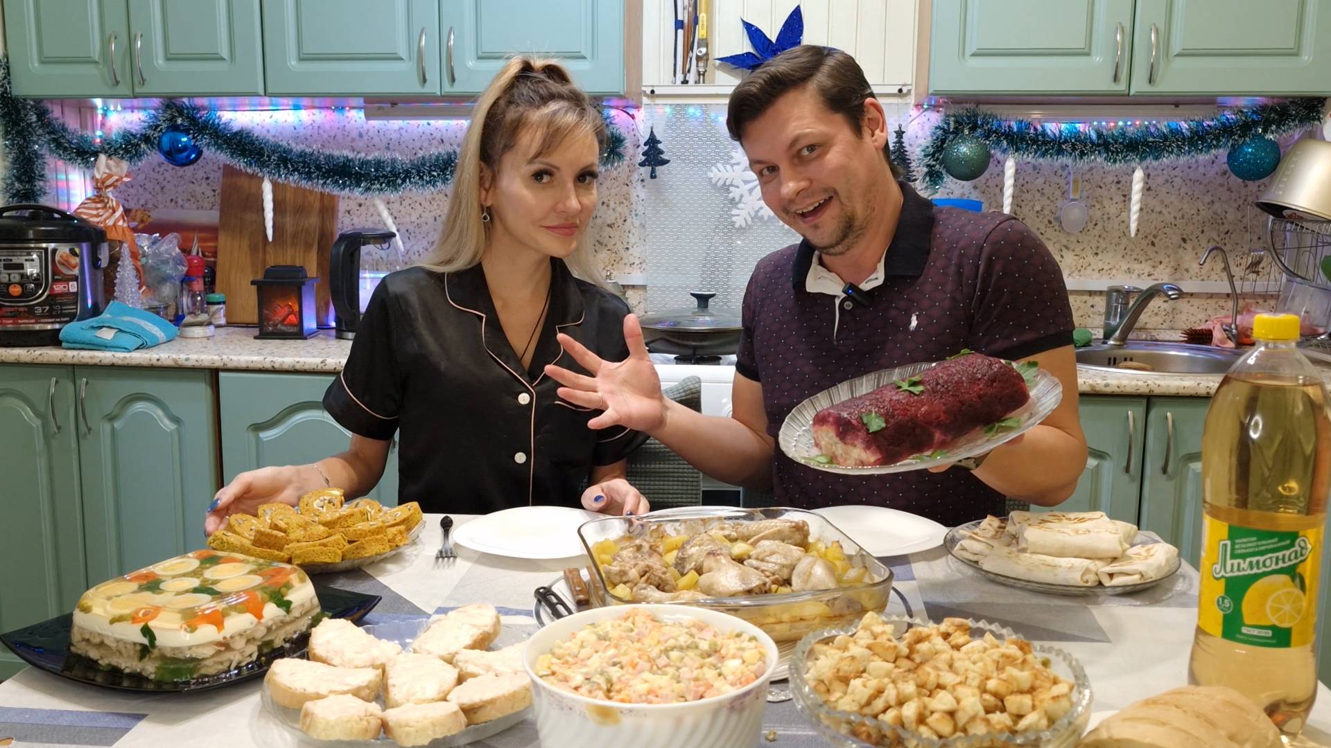 МУКБАНГ 😋 | Пробуем ВСЕ БЛЮДА с ПРАЗДНИЧНОГО СТОЛА за 1500 рублей