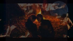 А НОЧЬ ЛОВИЛА ИСКРЫ ОТ КОСТРА.СТИХИ ЛАРИСЫ АДИАНОВОЙ.МУЗЫКА И ИСПОЛНЕНИЕ ВЛАДИСЛАВ КОРОТКОВ.