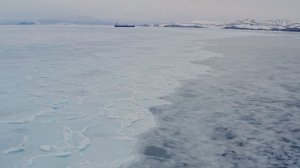 6887994-uhd_3840_2160_24fps