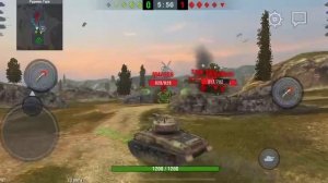 Tanks.blitz.igrok Выскочил на толпу противника ,пытаюсь отбить атаку