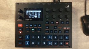 Elektron Syntakt - JAM #8 - Ambient drone turns into horror scene at the end