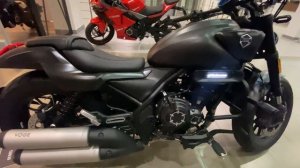 VOGE CU525 black
