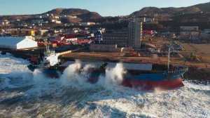 Сел на мель. Сахалин 2021. (Китайский сухогруз)